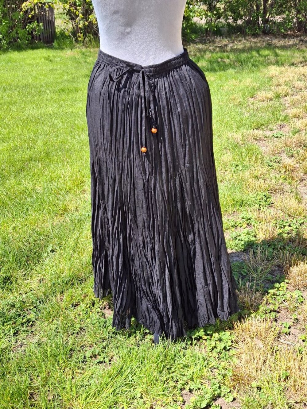 Maxi Crinkle Skirt Black Size Medium